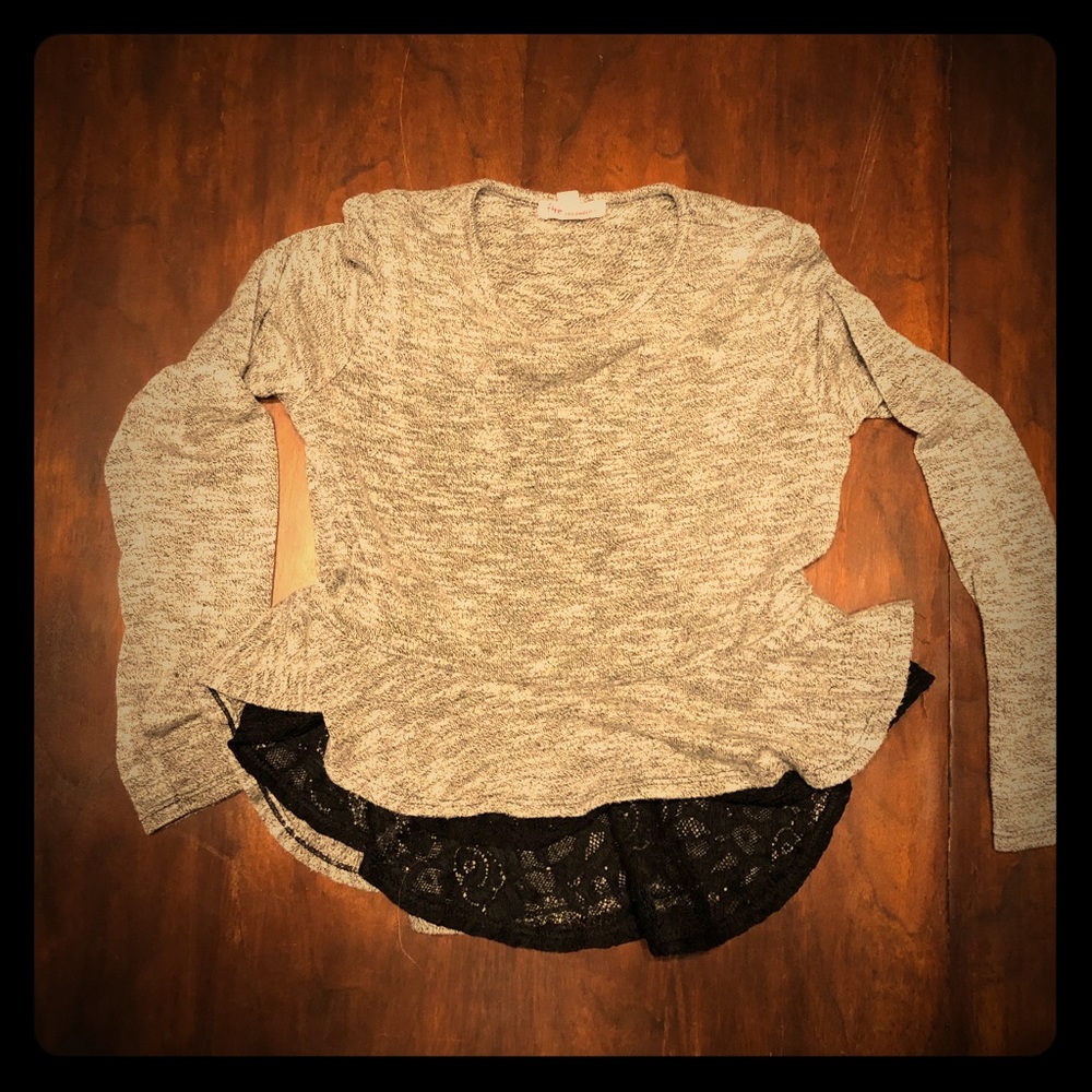 Girls pretty hi-low top